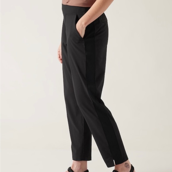 NWT Athleta Brooklyn Ankle Pant. Black. Size 10 Tall - Picture 4 of 9